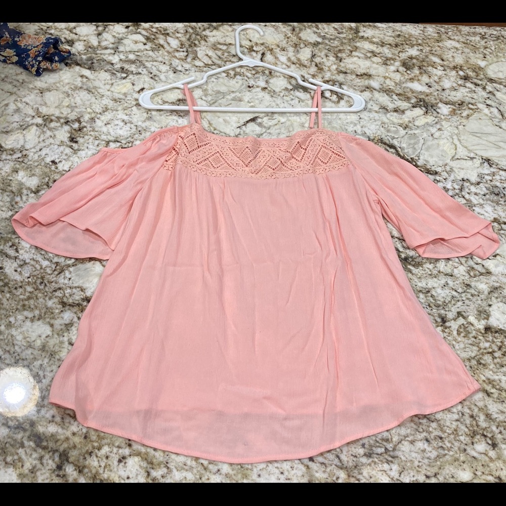 Peach Boho Style Cold Shoulder Top🍍